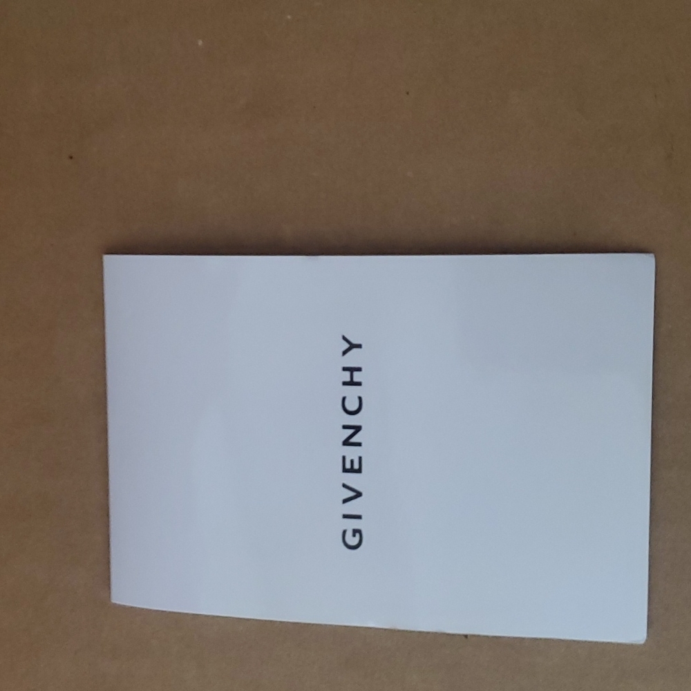 Givenchy lambskin medium Nightingale Red. - Picture 6 of 14